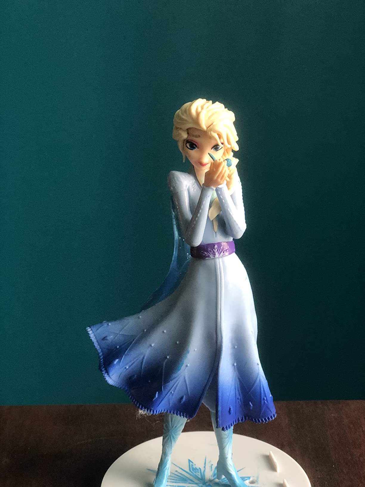 Frozen Elsa Figure