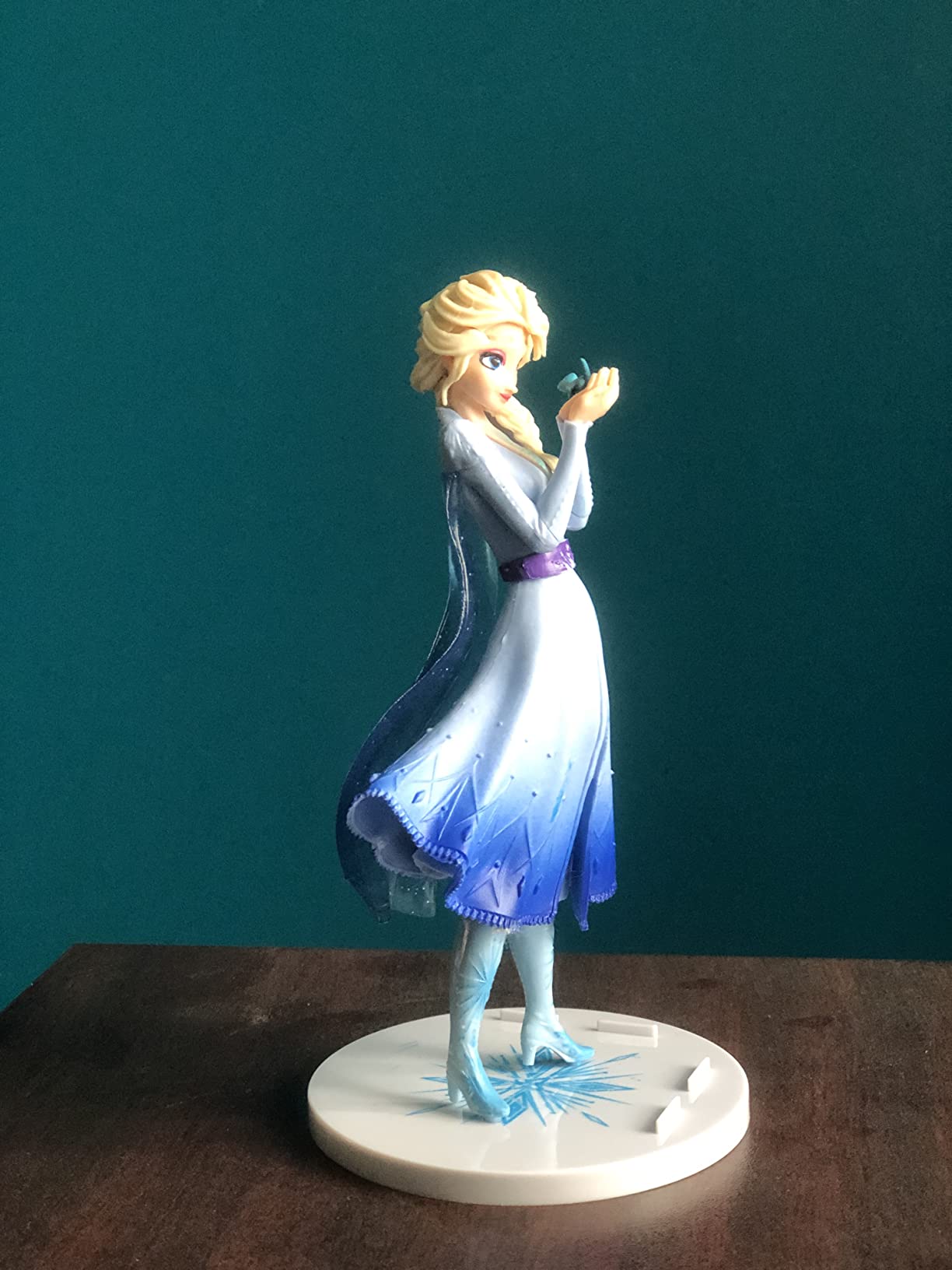 Frozen Elsa Figure